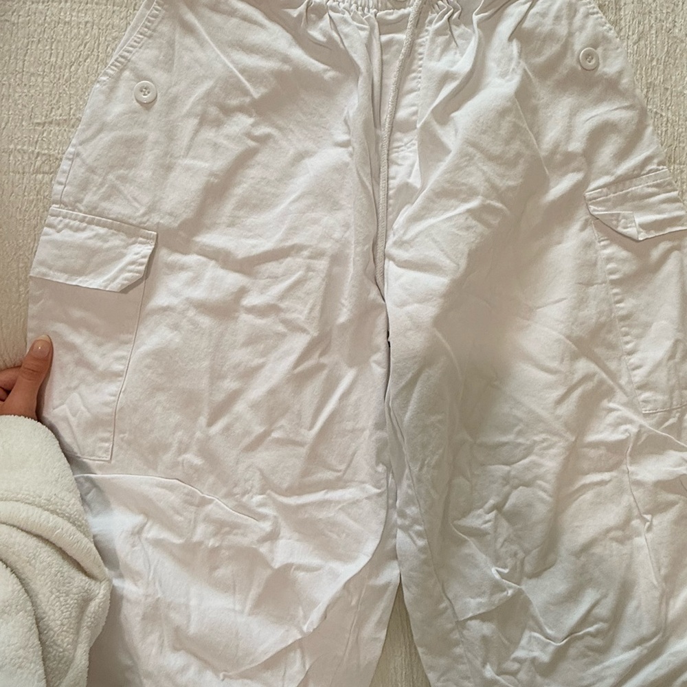 White Baggy Cargo Pants